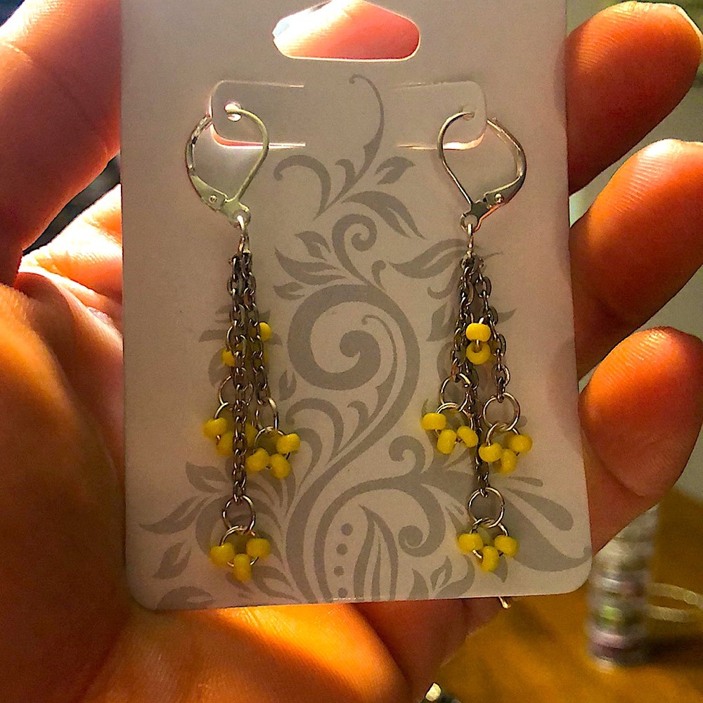 Handmade earrings - Picture 3 of 4